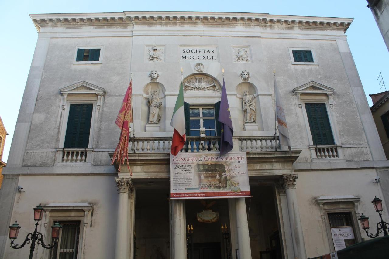San Marco Fenice 3Bdr 2Bth Apartment Venice Exterior photo